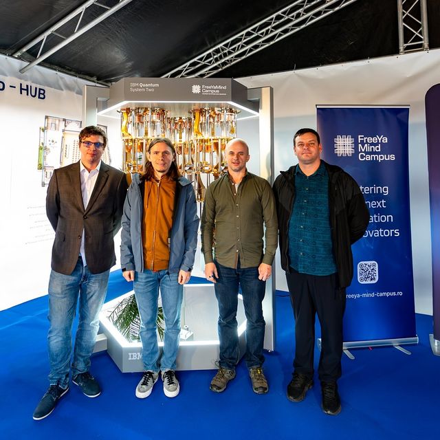 Scale model of the IBM Quantum System Two at the FreeYa Mind Quantum Site; guests, IBM representatives and the FreeYa Mind Campus team